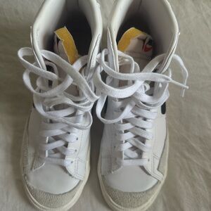 Nike high top blazer